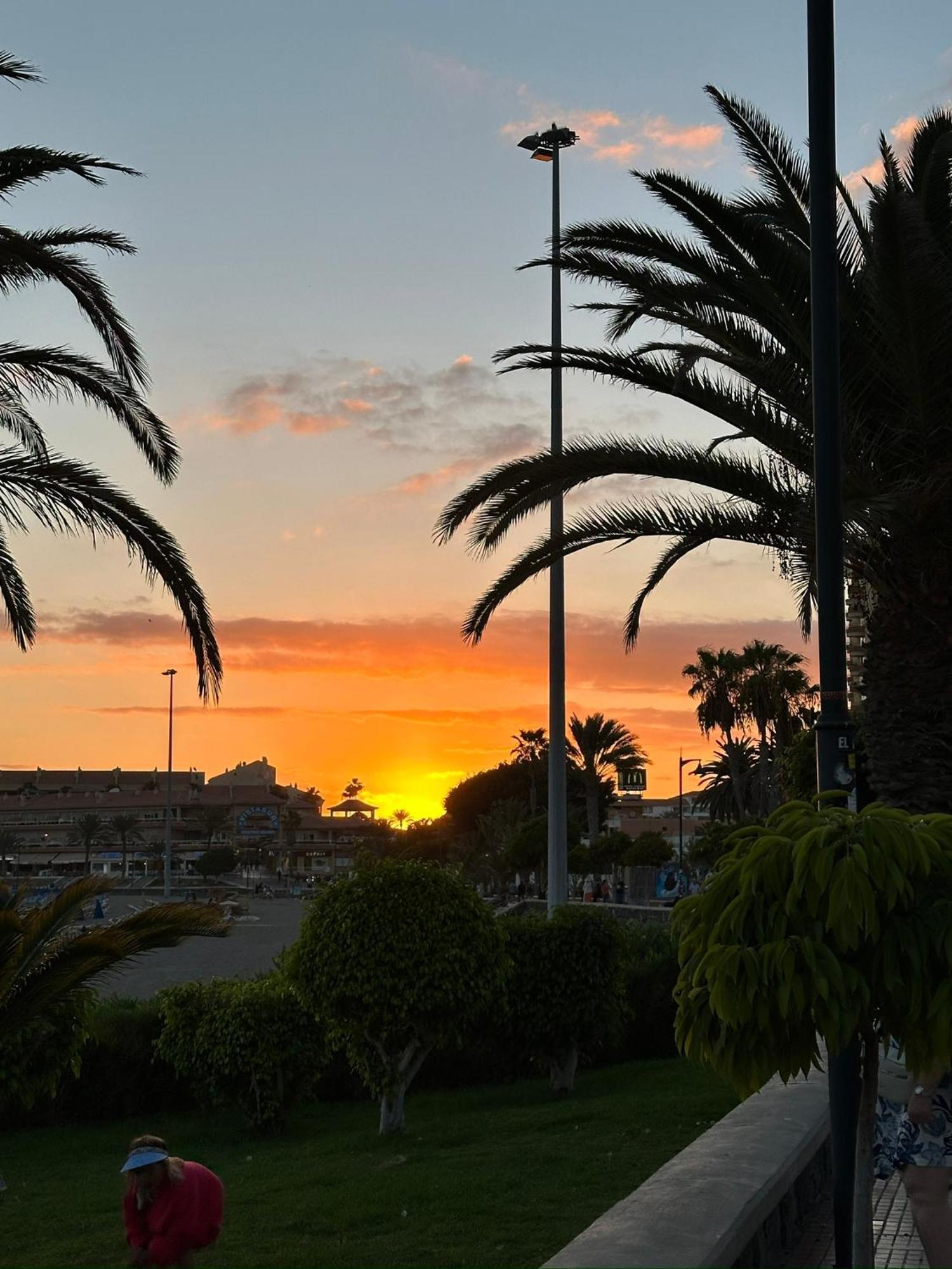 Appartamento Luxury Diamond - Ocean View, Big Terraces, Air Con, Wifi Los Cristianos  Esterno foto
